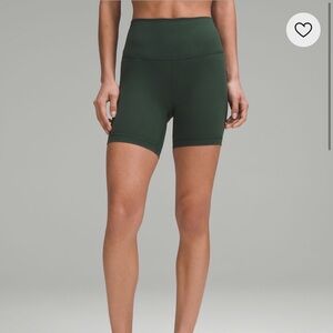 Wunder Train High-Rise Short 6" legacy green